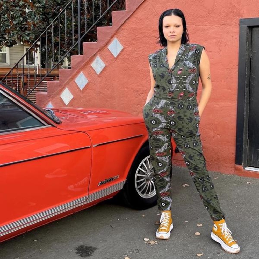 Nooworks Black Swan Magic Suit